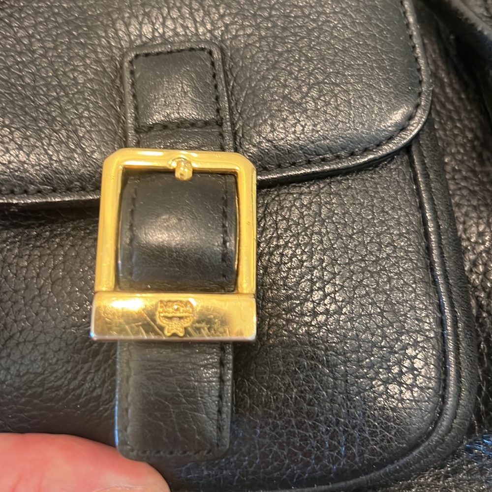 Beautiful MCM leather Backpack - Picture 12 of 16